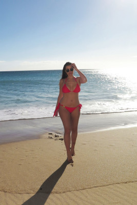 Imogen Thomas in Bikini, January 2019