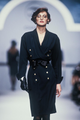 Ines de la Fressange ~ Chanel S/S 1989 by Victor Virgile, Guy Marineau