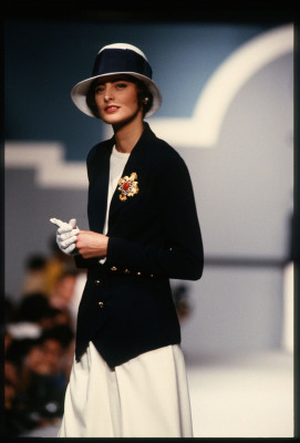 Ines de la Fressange ~ Chanel S/S 1989 by Victor Virgile, Guy Marineau