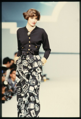 Ines de la Fressange ~ Chanel S/S 1989 by Victor Virgile, Guy Marineau