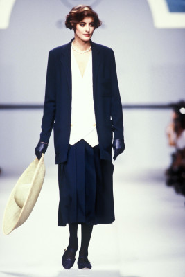Ines de la Fressange ~ Chanel S/S 1989 by Victor Virgile, Guy Marineau
