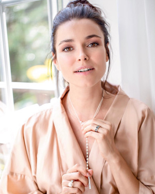 Irena Ponaroshku pic #1165894
