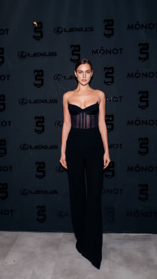 Irina Shayk -  Hia Magazine x Mônot Event in Jeddah 12/08/2021