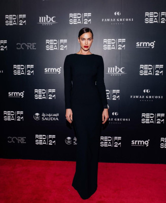 Irina Shayk - Red Sea Film Festival in Jeddah 12/08/2021