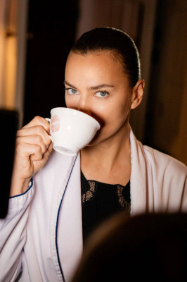 Irina Shayk - Vogue UK (2021)