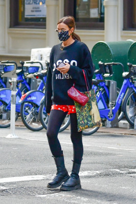 Irina Shayk - New York, Oct 6 &#039;20