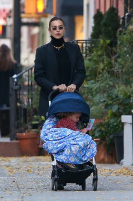 Irina Shayk - New York, Nov 20 &#039;20