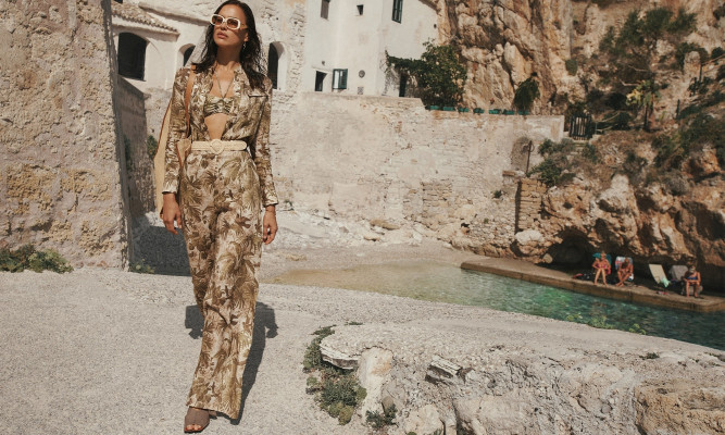 Irina Shayk - Zimmermann Resort Swim 2021