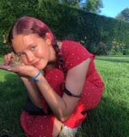 Iris Apatow pic #1091800
