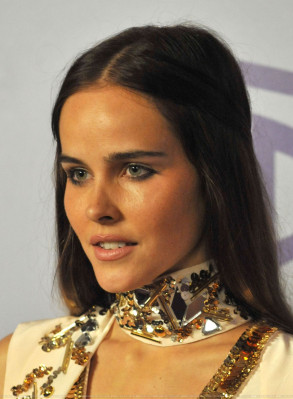 Isabel Lucas pic #704815