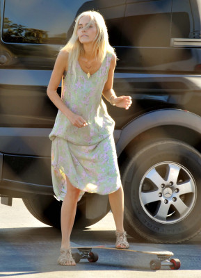 Isabel Lucas pic #552317