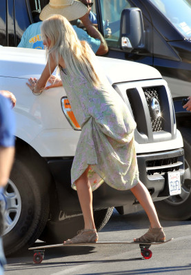 Isabel Lucas pic #552318