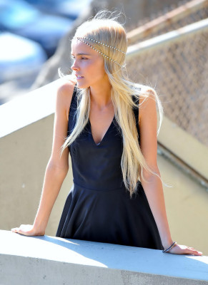 Isabel Lucas pic #552315