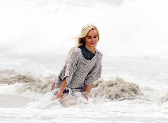 Isabel Lucas pic #534978