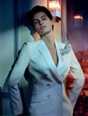 Isabeli Fontana ~ L&#039;Officiel Paris Décembre 2022