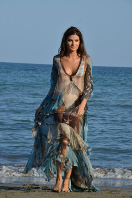 Isabeli Fontana – 74th Venice Film Festival Photocall, Italy 