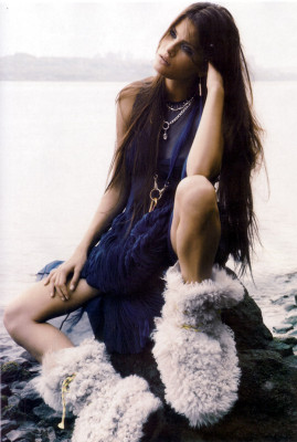 photo 24 in Isabeli Fontana gallery [id19413] -0001-11-30 00:00:00