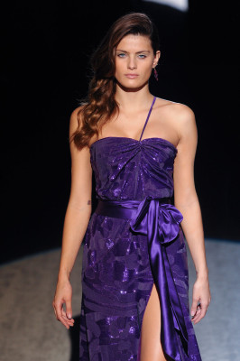 photo 27 in Isabeli Fontana gallery [id427904] 2011-10-12 00:00:00