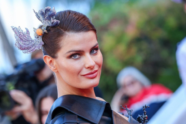 Isabeli Fontana at Cannes Film Festival Closing Ceremony