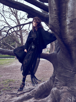 Isabeli Fontana - Savoir Flair Magazine