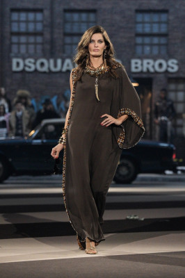 Isabeli Fontana for Dsquared2 FW25