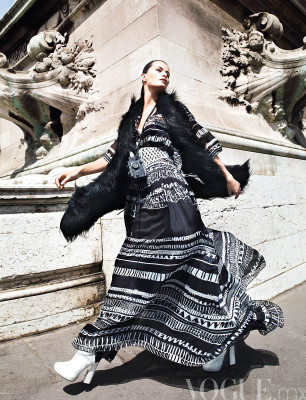 photo 21 in Isabeli Fontana gallery [id419859] 2011-09-15 00:00:00