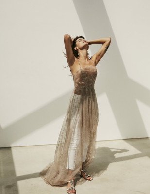 Isabeli Fontana - Yo Dona Magazine Spain