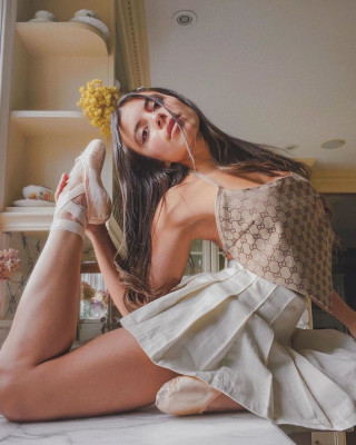 ISABELLA FONTE at a Photoshoot, April 2020