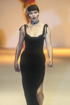 Isabella Rosselini for Blumarine SS 1995