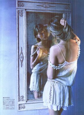 photo 8 in Iselin Steiro gallery [id172061] 2009-07-03 00:00:00