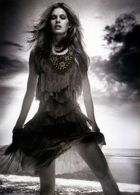 Iselin Steiro pic #341170