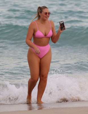 Iskra Lawrence pic #1126030