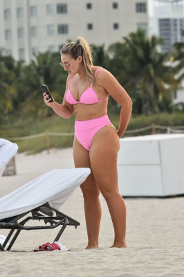 Iskra Lawrence pic #1126039