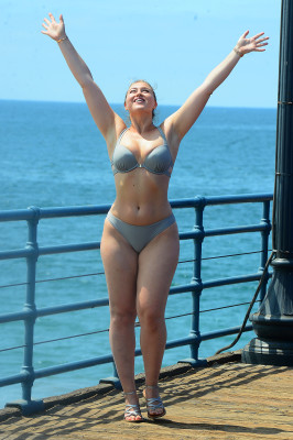 Iskra Lawrence pic #989648