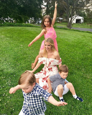 Ivanka Trump pic #1001397