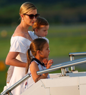 Ivanka Trump pic #990310