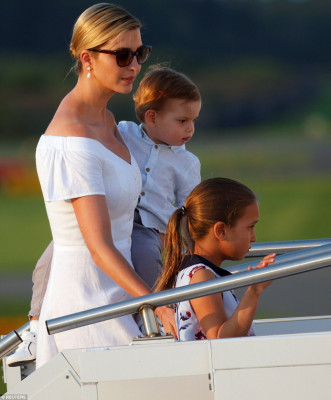 Ivanka Trump pic #990311