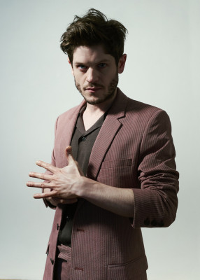 Iwan Rheon pic #883458