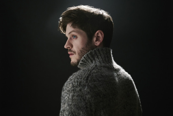 Iwan Rheon pic #883453