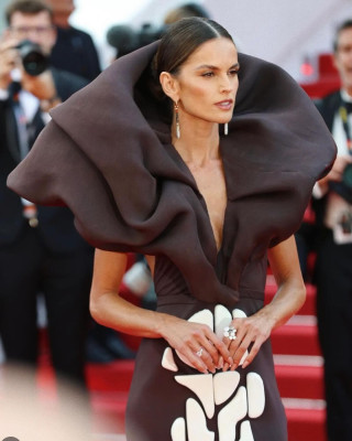 Izabel Goulart