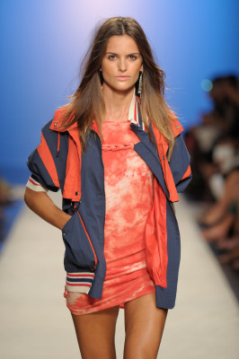 Izabel Goulart pic #424817