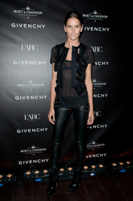 Izabel Goulart pic #430164