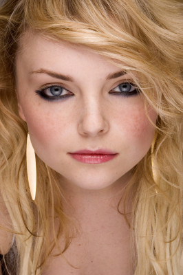 Izabella Miko pic #209299