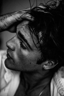 Пожалуйста, добавьте галерею актера Jacob Elordi