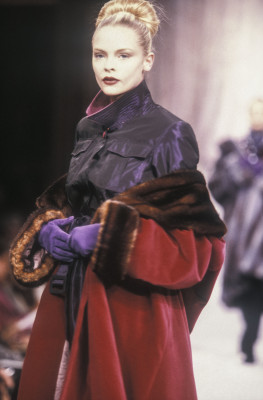 Jaime King for Nina Ricci FW 1996 rtw