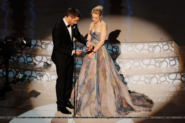 photo 12 in Jake Gyllenhaal gallery [id264316] 2010-05-17 00:00:00