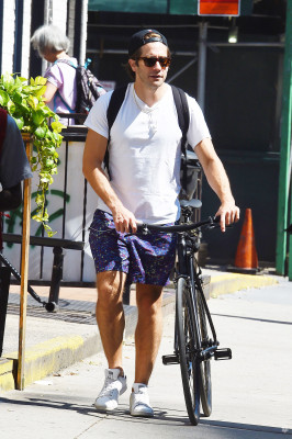 Jake Gyllenhaal - Out bike riding in New York City, August 31, 2019