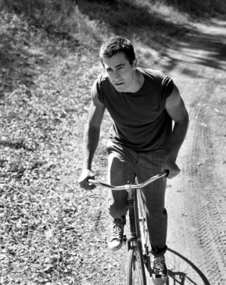 Jake Gyllenhaal pic #268634