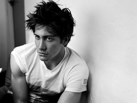 Jake Gyllenhaal pic #266262