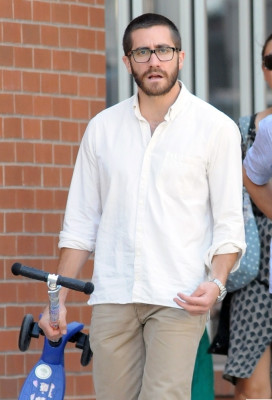 photo 4 in Jake Gyllenhaal gallery [id427452] 2011-10-11 00:00:00